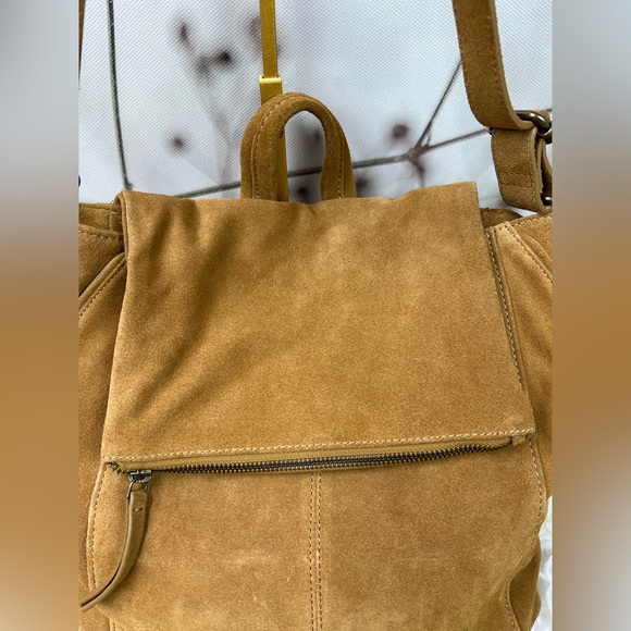 Free People Camilla Convertible Backpack |  Suede Tan Shoulder Bag NEW - Picture 10 of 11